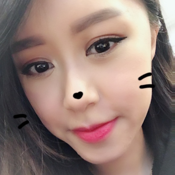 Meet your Posher, Helen - Picture 1 of 1